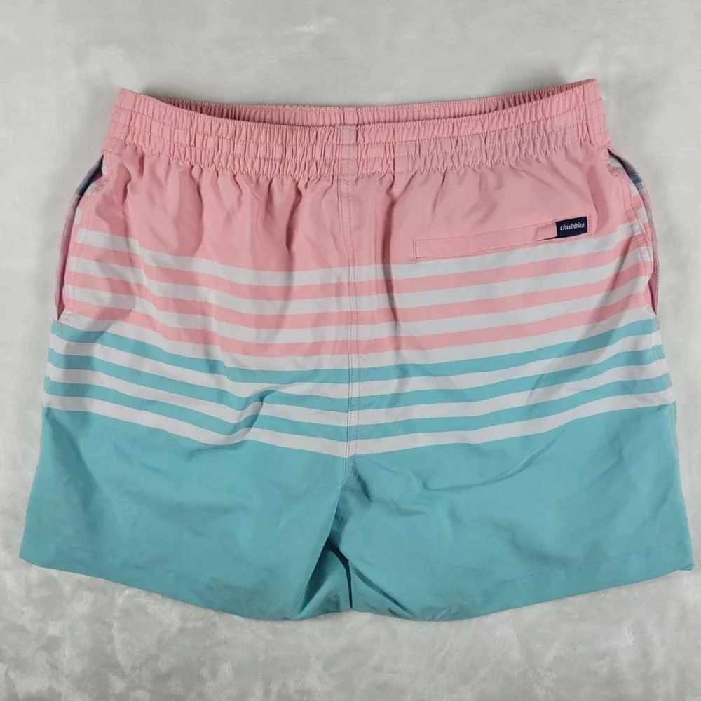 Chubbies On The Horizon Swim Trunks Men's XL Pink Blue 5.5